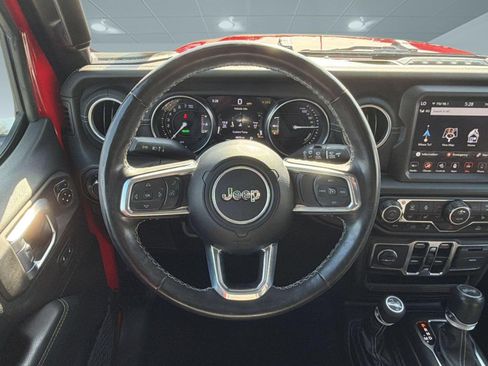 Used 2023 Jeep Wrangler Unlimited Sahara w/ Cold Weather Group AWD/4WD image 34