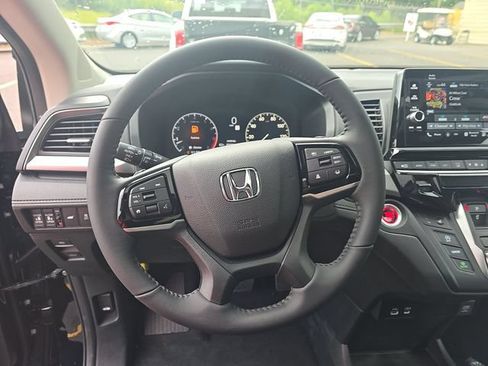 Used 2026 Honda Odyssey EX-L image 8
