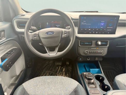 Used 2025 Ford Maverick XLT FWD image 12