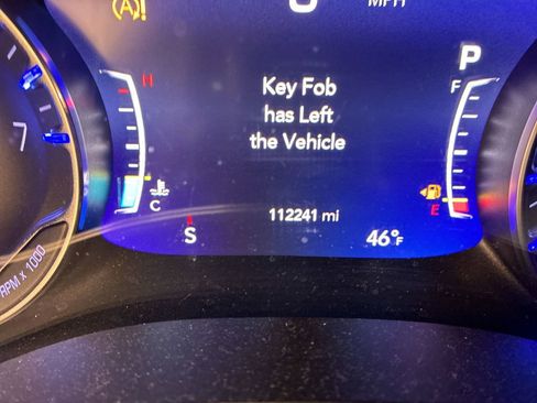 Used 2019 Chrysler Pacifica Limited FWD image 18