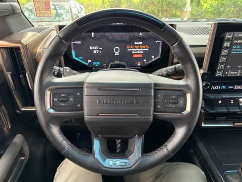 Used 2024 GMC Hummer EV 3X w/ Extreme Off-Road Package AWD/4WD image 29