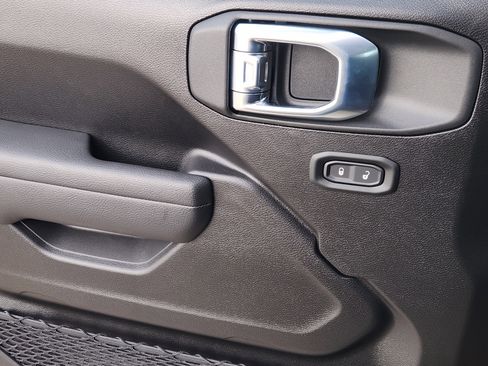 New 2026 Jeep Wrangler Sport AWD/4WD image 17
