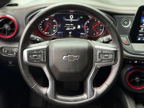 Used 2025 Chevrolet Blazer RS FWD image 4