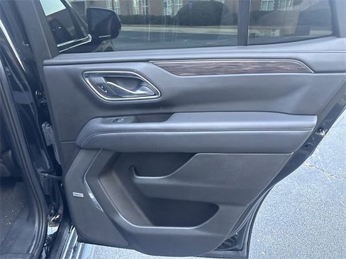 Used 2022 Chevrolet Tahoe LT image 17