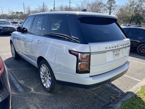 Used 2021 Land Rover Range Rover image 4