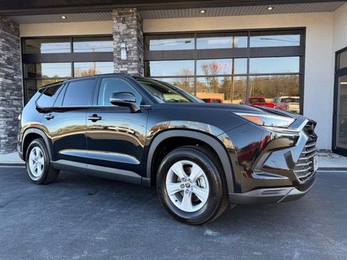 Used 2026 Toyota Grand Highlander LE image 12