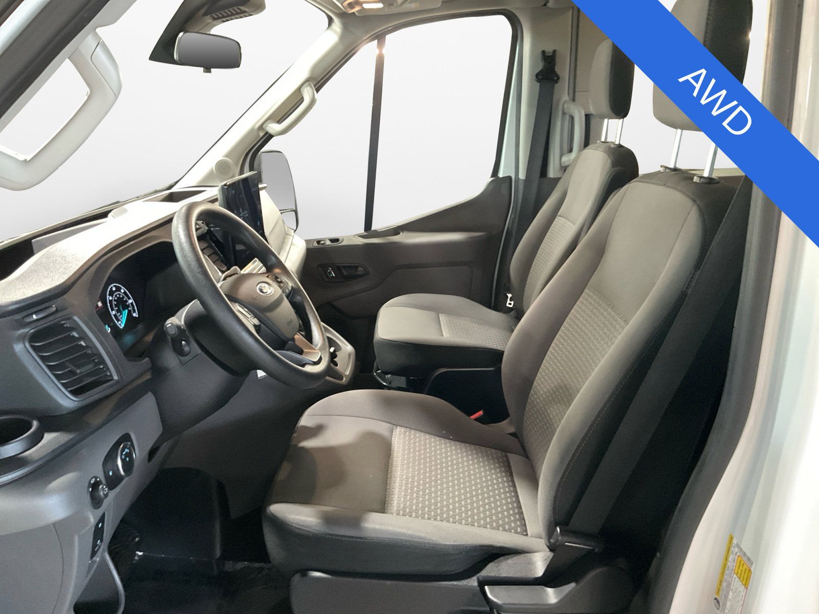 Used 2025 Ford Transit 350 XLT AWD/4WD image 9