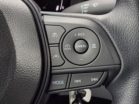 New 2026 Toyota Corolla Cross L image 17