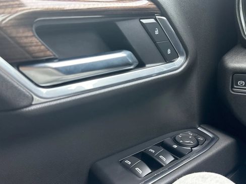 Used 2025 Chevrolet Silverado 1500 RST RWD image 20