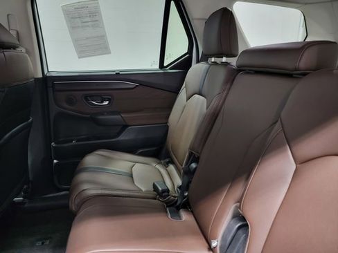 Used 2026 Honda Pilot Touring image 13