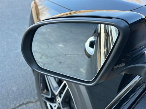 Used 2024 Mercedes-Benz GLB 250 GLB 250 image 17