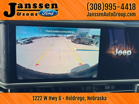 Used 2025 Jeep Wrangler Willys image 18