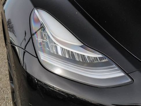 Used 2023 Tesla Model Y Long Range image 4