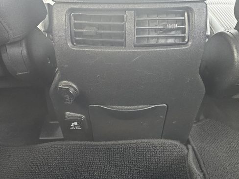 Used 2014 Nissan Titan SV w/ SV Premium Utility Package image 23