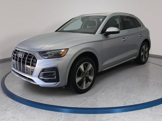 Used 2023 Audi Q5 Premium w/ Convenience Package video 1