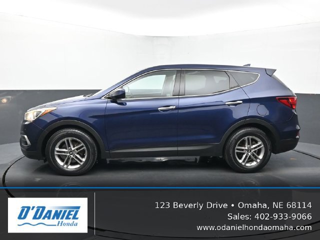 Used 2017 Hyundai Santa Fe Sport AWD/4WD image 2