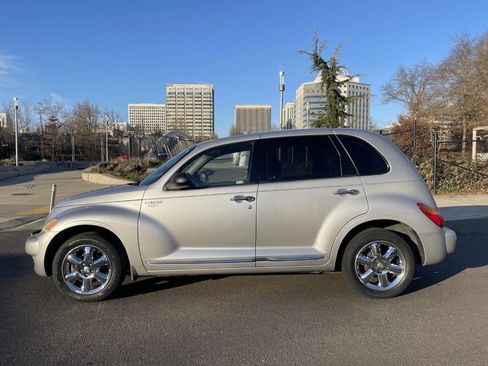 Used 2004 Chrysler PT Cruiser Limited image 9