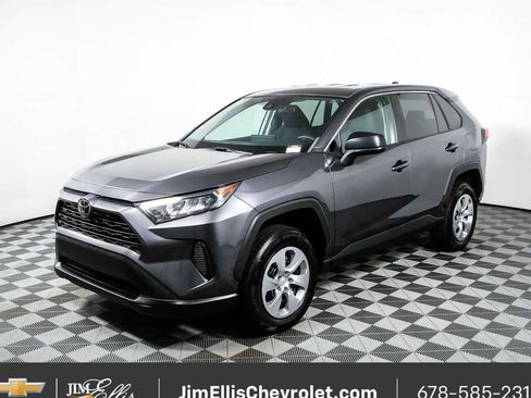 Used 2022 Toyota RAV4 LE FWD image 23