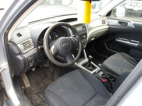 Used 2013 Subaru Forester 2.5X AWD/4WD image 9