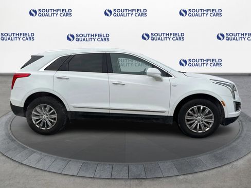 Used 2018 Cadillac XT5 Luxury w/ Driver Awareness Package AWD/4WD image 8