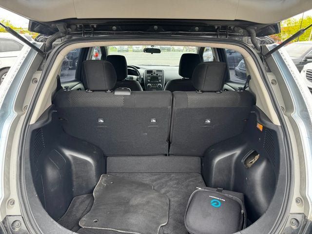 Used 2014 Nissan Leaf S w/ Charge Package FWD image 17