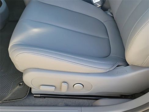 New 2026 Hyundai Ioniq 5 SEL image 13