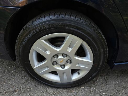 Used 2007 Chevrolet Malibu LT image 9