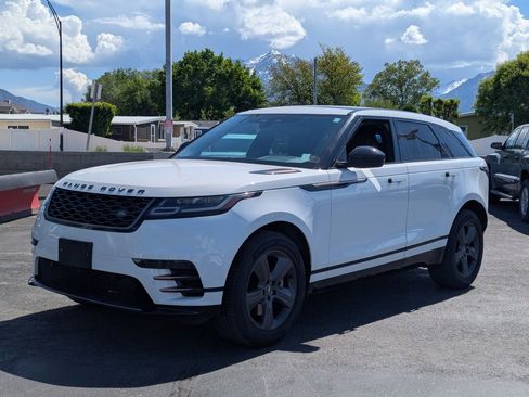 Used 2022 Land Rover Range Rover Velar R-Dynamic S AWD/4WD image 9