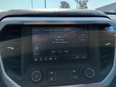 Used 2020 GMC Acadia SLE FWD image 12