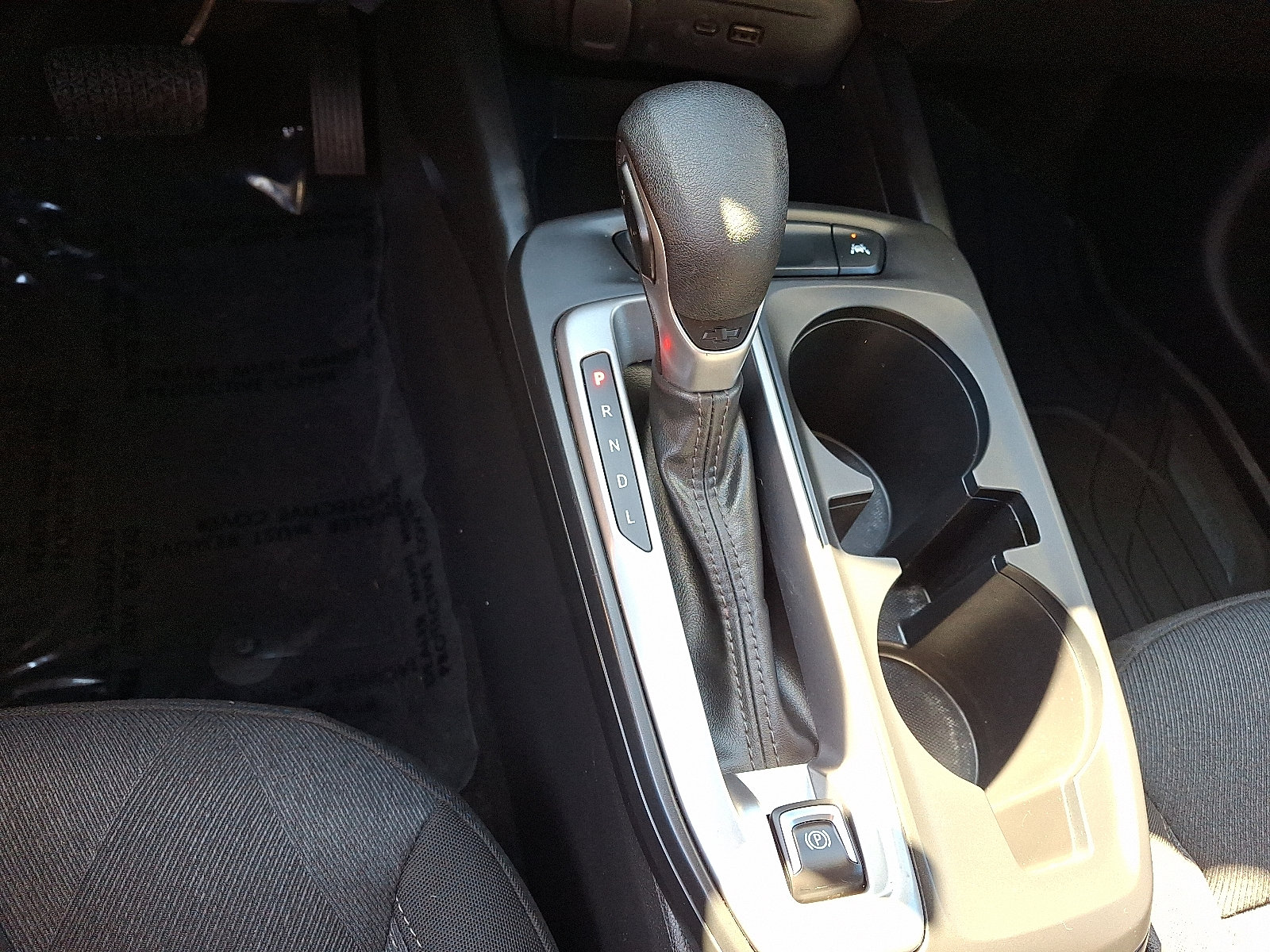 Used 2025 Chevrolet Trax LS FWD image 16