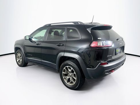 Used 2020 Jeep Cherokee Trailhawk w/ Cold Weather Group AWD/4WD image 5