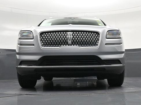 Used 2021 Lincoln Nautilus FWD image 35