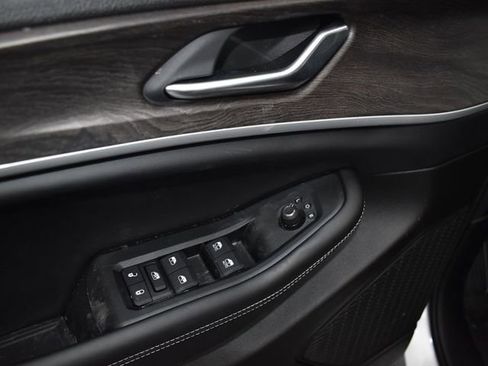 New 2026 Jeep Grand Cherokee Altitude AWD/4WD image 13