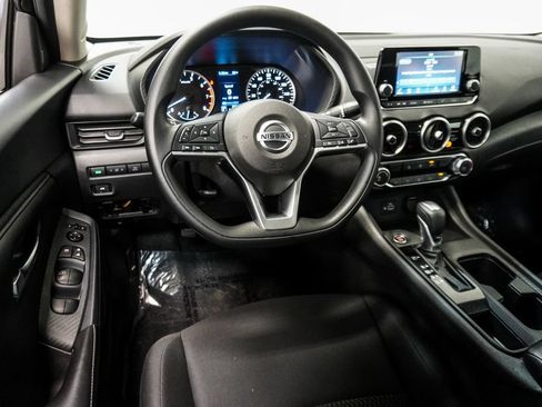 Used 2023 Nissan Sentra S FWD image 11