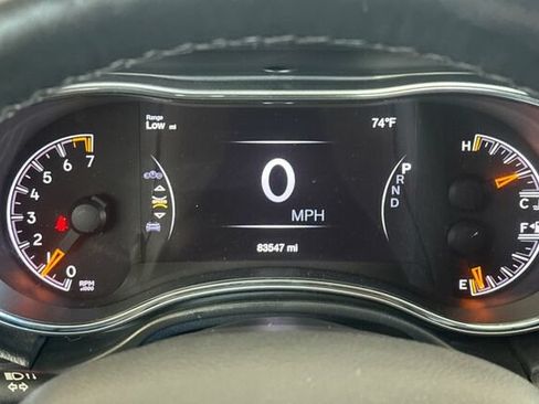 Used 2022 Jeep Grand Cherokee Laredo X AWD/4WD image 21