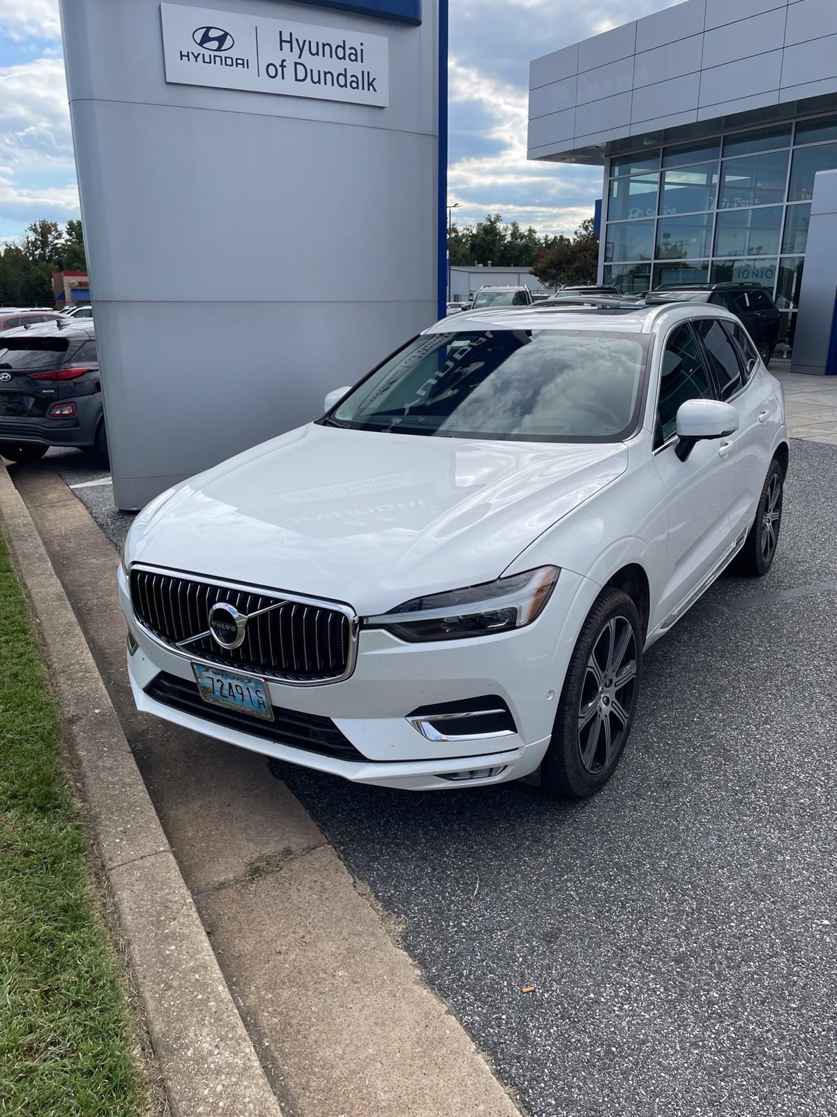Used 2021 Volvo XC60 T5 Inscription w/ Advanced Package AWD/4WD image 1