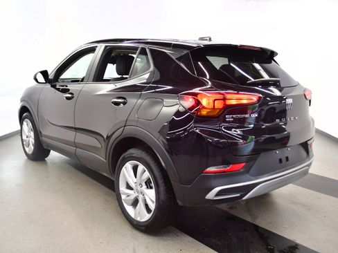 Used 2025 Buick Encore GX Preferred AWD/4WD image 5