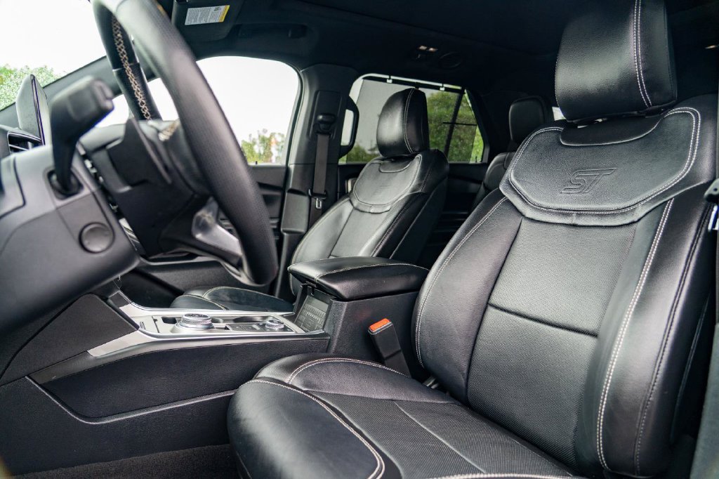 Used 2020 Ford Explorer ST w/ ST Street Pack AWD/4WD image 18