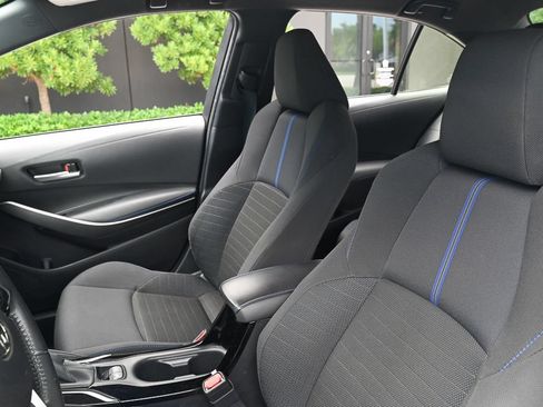 Used 2022 Toyota Corolla SE FWD image 6