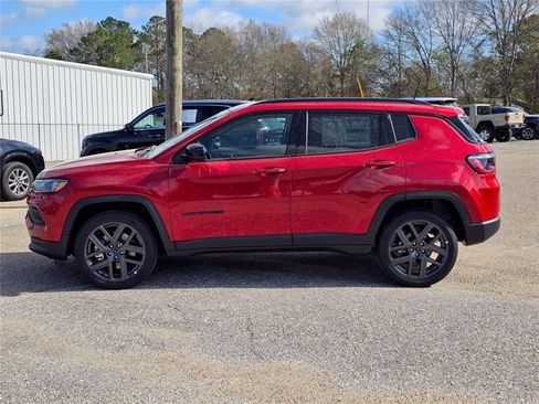 New 2026 Jeep Compass Latitude AWD/4WD image 26