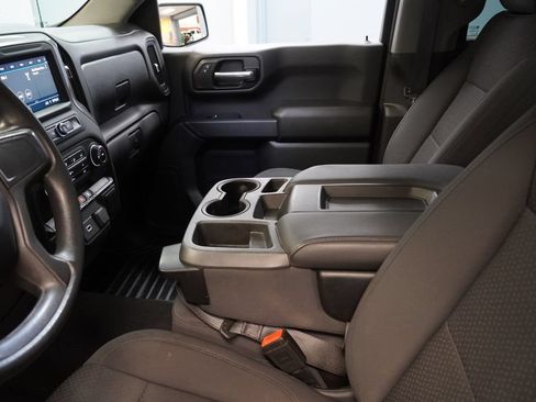 Used 2020 Chevrolet Silverado 1500 Custom w/ Custom Value Package AWD/4WD image 7