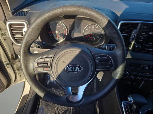 Used 2019 Kia Sportage LX image 21
