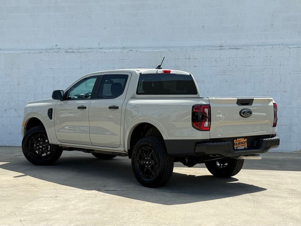 New 2026 Ford Ranger XLT w/ Black Appearance Package RWD image 3