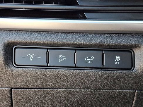 Used 2025 Kia Telluride EX w/ EX Captain's Chair Package FWD image 25