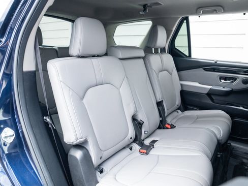Used 2025 Honda Pilot EX-L image 21