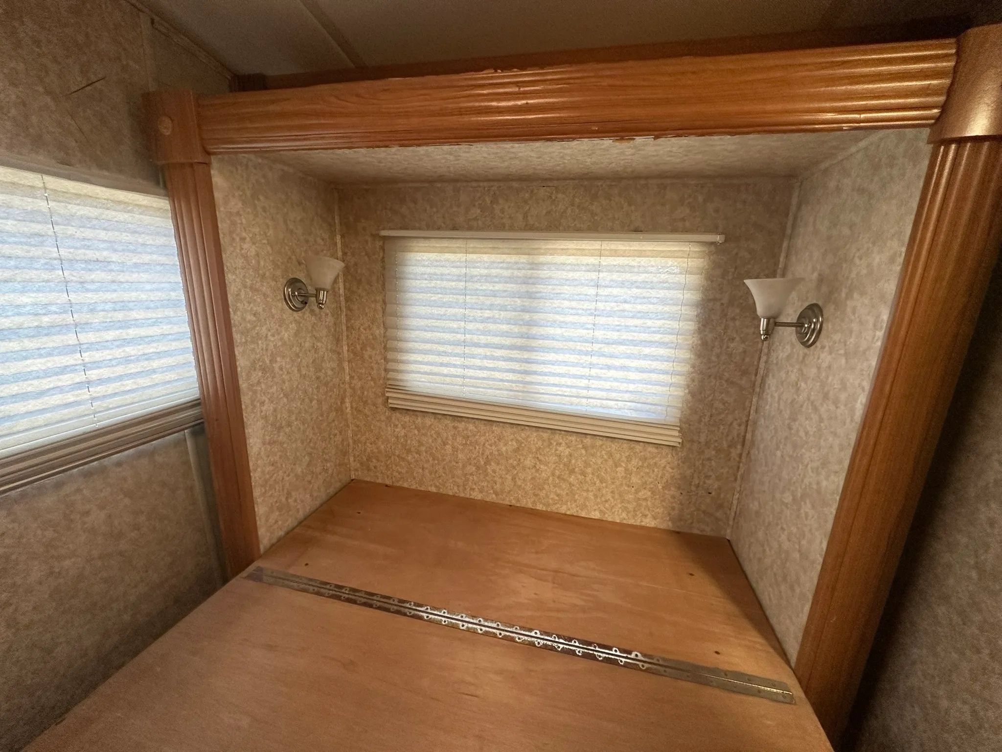 Used 2006 Ford E-450 and Econoline 450 RWD image 20