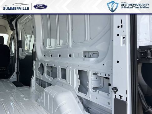 New 2026 Ford Transit 250 148 Medium Roof RWD image 20