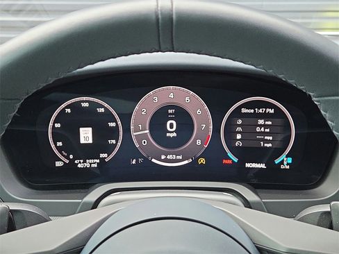 Used 2025 Porsche 911 Carrera image 10