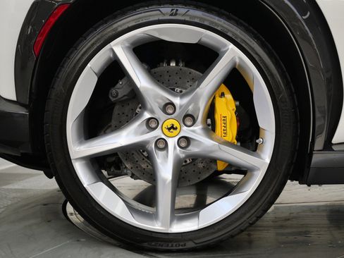 Used 2025 Ferrari Purosangue AWD/4WD image 41