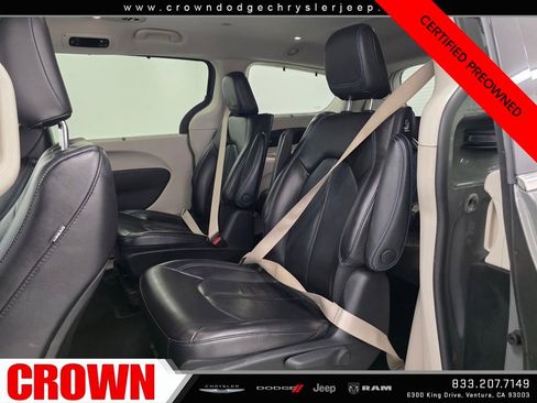 Certified 2021 Chrysler Pacifica Touring-L image 24